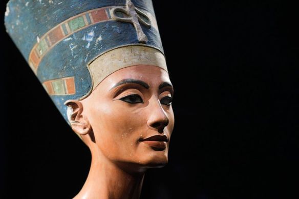 Busto di Nefertiti